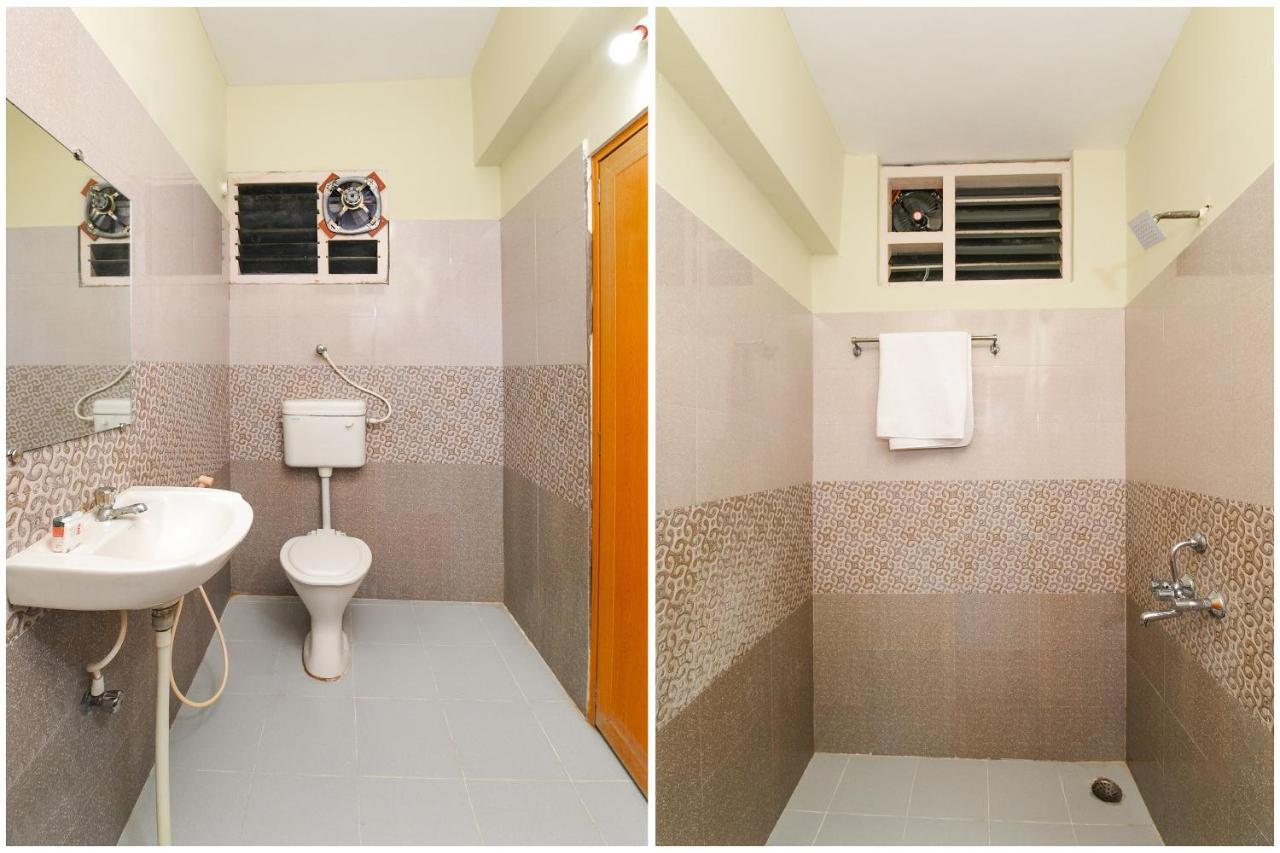 Hôtel Oyo 26234 Annapurna Nilayam à Vijayawāda Extérieur photo